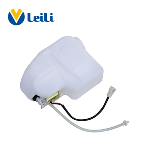 <span class=keywords><strong>Serbatoio</strong></span> d'<span class=keywords><strong>acqua</strong></span> in plastica da 13L ispessito e resistente all'usura per lavavetri e liquido detergente per autobus. Disponibile OEM. - Product Image 1