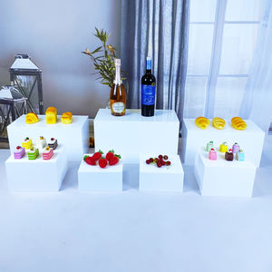 حزمة من 7 ناهض طاولة لحفل الزفاف لمجموعة بوفيه الطعام متداخلة الحلوى الناهض مكعب أبيض أكريليك الغذاء الناهضون - Product Image 1
