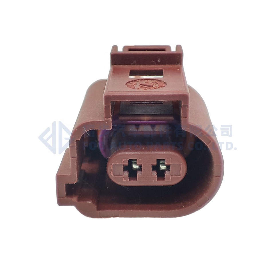 0090-100 Connector Electric hand brake rear brake wheel cylinder motor plug 1J0973802 1J0973702A 1J0 973 702A for Magotan A4