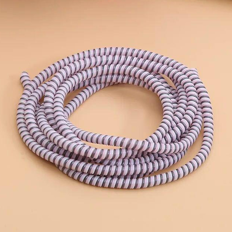 Blanc poudre gris