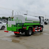 Camion arroseur Dongfeng 4*2 de 5 tonnes / Camion-citerne arroseur pour l'irrigation des plantes et la suppression de la poussière dans les mines à vendre