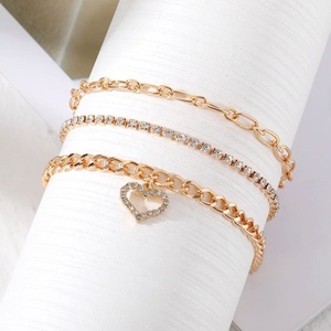 Tobillera de Cadena Cubana con Corazón, Chapada en Oro, Diseño Nuevo, a la Moda, Impermeable, para Mujer - Product Image 6