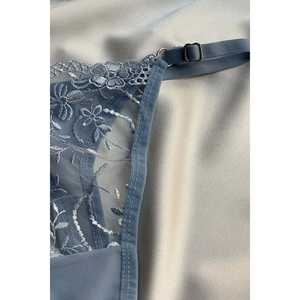 Ensemble de lingerie bleu avec détails en dentelle, soutiens-gorge et culottes brodés transparents, soutien-gorge et culotte en tricot respirants et confortables avec logo sur le bonnet - Product Image 2