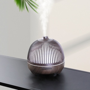 Humidificateur ultrasonique au design spécial, diffuseur d'aromathérapie, humidificateur d'arôme miniature en bois pour usage domestique avec télécommande - Product Image 4