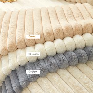 100% पॉलिएस्टर आधुनिक धोने योग्य कस्टम आकार सुरक्षात्मक फर्नीचर कवर सेट सोफा स्लाइपकवर करता है - Product Image 4