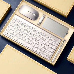 Set de Regalo de Accesorios de Oficina con Logotipo Personalizado FX, Set de Regalo Empresarial con Teclado, Ratón, Bolígrafo y Cuaderno - Product Image 3