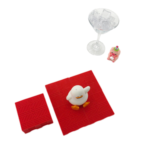 Sous-verre personnalisé en PVC souple rouge, antidérapant, résistant à la chaleur, écologique, personnalisable, protection de table, accessoires de cuisine - Product Image 1