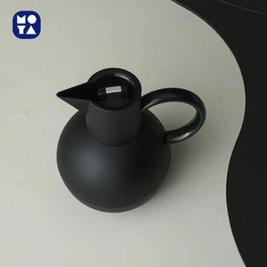 Hervidor de Acero Inoxidable Aislado de 1000 ml de la Marca MOYA |   Jarra de Agua Minimalista Ecológica con Asa, Mantiene el Frío de 12 a 24 Horas - Product Image 3
