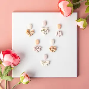 INTODIY petit groupe boucles d'oreilles rétro moules en argile molle pendentifs de fleurs créatifs formes d'argile coupeurs en plastique pour boucles d'oreilles