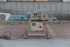 Machine automatique à aplatir la viande en acier inoxydable SUS304, presse à viande pour le traitement du steak, du poulet et des poitrines de volaille - Product Image 5