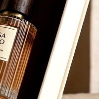 Boîte à parfum rigide de luxe personnalisée, style livre blanc, ouverture latérale, emballage cosmétique écologique pour parfum sur mesure