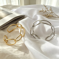 Bracelets minimalistes et polyvalents en alliage de zinc plaqué or, style tendance, pour femmes, idéaux pour offrir au quotidien