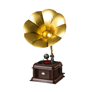 Gramófono Decorativo de Metal Estilo Vintage, Adorno de Hojalata de Estilo Europeo para Hogar, Cafetería, Bar, Regalo - Product Image 5