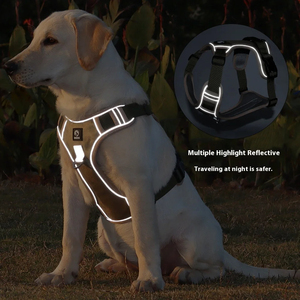 Arnés de <span class=keywords><strong>perro</strong></span> ajustable reflectante duradero cómodo personalizado <span class=keywords><strong>para</strong></span> <span class=keywords><strong>perro</strong></span> mediano grande <span class=keywords><strong>Labrador</strong></span> <span class=keywords><strong>Chaleco</strong></span> de entrenamiento táctico Oxford - Product Image 4