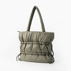 Nuevo Bolso de Mano para Mujer, Primavera, Cuero Sintético, Cierre de Cremallera, Tendencia de Moda, Forro de Poliéster, Correa Individual, Venta al Por Mayor - Product Image 4