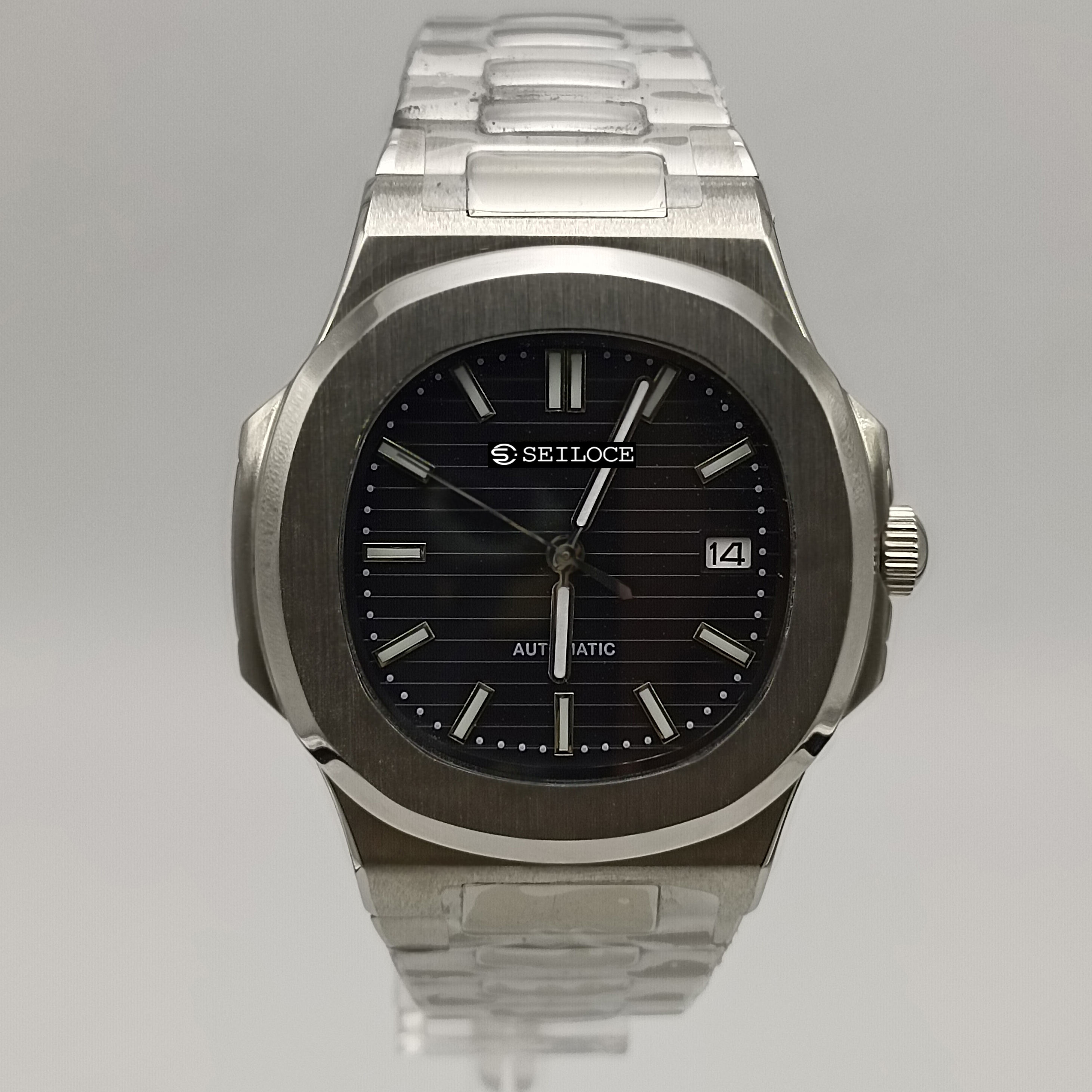 Silver Case+Black Dial