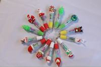 Lot de 10 stylos bille 4 couleurs à tête de dessin animé aléatoire, thème Noël, cadeaux en plastique pour enfants, étudiants et usage au bureau