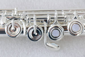 Flûte traversière en cupronickel plaqué argent, instrument de <span class=keywords><strong>musique</strong></span> à 17 clés en Do, conception à trous ouverts - Product Image 3