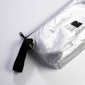 Clever Designed Tyvek Paper Cosmetic Bag Silver Cosmetic Favor Bags para almacenar cosas - Product Image 5