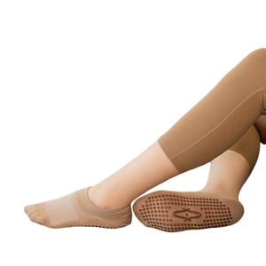 Chaussettes <span class=keywords><strong>en</strong></span> silicone pour femmes Yoga <span class=keywords><strong>en</strong></span> <span class=keywords><strong>lin</strong></span> Logo positionné sur le corps Longueur d'équipage mince Respirant Anti-bactérien pour le printemps été - Product Image 5