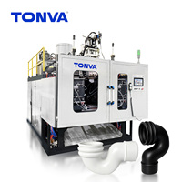 Machine de moulage par extrusion-soufflage pour raccordement de tuyaux d'évacuation de toilettes en plastique HDPE