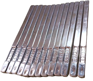 Bande de soudure au plomb 63, 63% étain 37% plomb, anti-oxydation, électrolytique, point de fusion 183°C, température de fonctionnement 800°C, diamètre 2,5 mm, 350 mm - Product Image 1