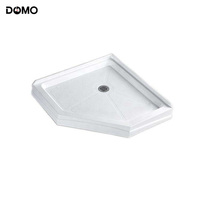 Receveur de douche carré en acrylique pur au design moderne, avec base en surface solide, pour hôtels et salles de bain contemporaines