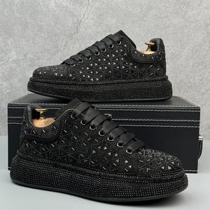 <span class=keywords><strong>ขาย</strong></span>ตรงจากโรงงาน <span class=keywords><strong>รองเท้า</strong></span>ผ้าตาข่ายสีแ<span class=keywords><strong>ด</strong></span>งประ<span class=keywords><strong>ด</strong></span>ับหมุด <span class=keywords><strong>ส</strong></span>ไตล์เรโทร แบรน<span class=keywords><strong>ด</strong></span>์หรูสำหรับผู้ชาย <span class=keywords><strong>รองเท้า</strong></span>ลำลองแบบ<span class=keywords><strong>ส</strong></span>ปอร์ต กันน้ำ ใส่ไ<span class=keywords><strong>ด</strong></span>้ทุกฤดู <span class=keywords><strong>ส</strong></span>ำหรับทุกเพศ - Product Image 2