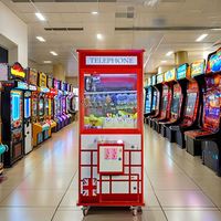 Machine de jeu d'arcade à monnayeur en laiton, modèle grue à monnayeur, très demandée, cadeau tendance, jouets grue à monnayeur pour bébés, pour parc d'attractions intérieur