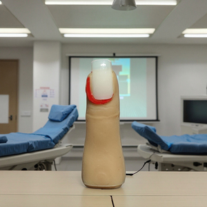 Modelo <span class=keywords><strong>de</strong></span> simulación <span class=keywords><strong>de</strong></span> eliminación <span class=keywords><strong>de</strong></span> uñas encarnadas <span class=keywords><strong>de</strong></span> PVC realista para estudiantes <span class=keywords><strong>de</strong></span> medicina, práctica <span class=keywords><strong>de</strong></span> <span class=keywords><strong>drenaje</strong></span> <span class=keywords><strong>de</strong></span> corte quirúrgico, ciencia médica - Product Image 6