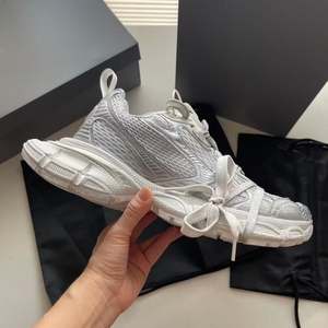 Top-quality fashionable outdoor sports shoes with luxurious design, breathable and anti-slip, casual shoes <b>for</b> men - Product Image 3