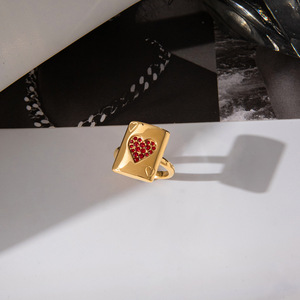 Anillo de Cartas de Póker en Forma de Corazón, Chapado en Oro, con Circonitas Rojas, Joyería de Moda Unisex, Regalo - Product Image 4