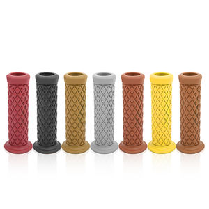 Vente en gros de pièces rétro Accessoire universel pour <span class=keywords><strong>moto</strong></span> Couvercle de poignée en caoutchouc pour <span class=keywords><strong>guidon</strong></span> de <span class=keywords><strong>22mm</strong></span> pour <span class=keywords><strong>Moto</strong></span> <span class=keywords><strong>Cross</strong></span> - Product Image 3