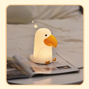Lampe de chevet en silicone doux et moelleux en forme de <span class=keywords><strong>toucan</strong></span>, rechargeable par USB, lampe de table LED, lampe de nuit pour enfants, cadeau pour chambre d'enfant - Product Image 3
