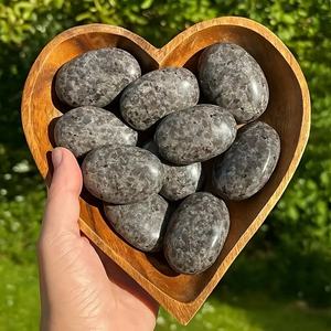 Cristal de Yooperlita al por Mayor, Cristal de Palma Curativo Natural, Pulido, Forma Ovalada, Piedra de Bolsillo para Decoración del Hogar Única y Regalos Navideños - Product Image 2