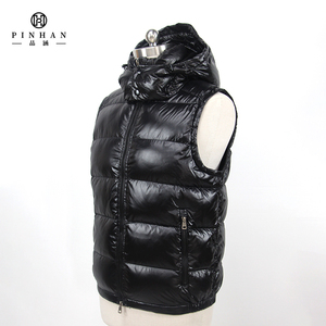 Brillant noir hommes utilitaire et gilet à capuche hommes bouffant matelassé vers le bas gilet Streetwear extérieur <span class=keywords><strong>sans</strong></span> manches veste avec poches - Product Image 3