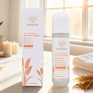 <span class=keywords><strong>Detergente</strong></span> Viso all'Acqua di Riso Fermentata con AHA + BHA, Vitamina C e Niacinamide per Illuminare, Idratare ed Esfoliare - Product Image 3