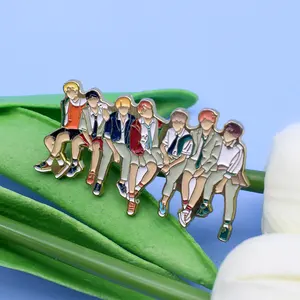 Tidak ada Minimum dinamit korea Kpop kerah pin korea Selatan idola desain kustom logam halus enamel pin untuk siswa