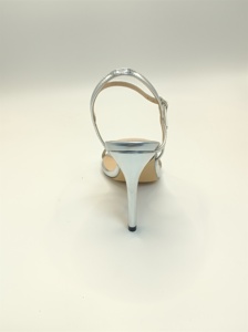 <span class=keywords><strong>Sandali</strong></span> <span class=keywords><strong>da</strong></span> donna personalizzati di lusso con tacco alto in <span class=keywords><strong>argento</strong></span>, colore tinta unita traspirante estivo, chiusura con cinturino a fibbia autunnale, materiale in gomma - Product Image 3