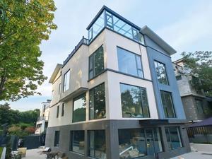 ZCSUNG カスタムメイドの外開きアルミガラスケースメント窓、寝室用ルーバー付き防水・防音 - Product Image 3