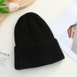 Logo personalizzabile all'ingrosso autunno inverno Unisex caldo 100% in acrilico cappelli in maglia di colore solido all'aperto arrotolato bordo immagine dei berretti - Product Image 5