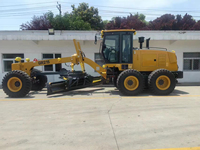 Niveleuse à moteur 215HP GR215, largeur de lame 3,97m, niveleuse routière à vendre