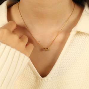 Collier pendentif nœud papillon en acier inoxydable, serti de diamants blancs, bijoux de mode pour femmes - Product Image 4