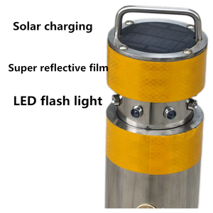 Protectores <span class=keywords><strong>de</strong></span> esquina <span class=keywords><strong>de</strong></span> tubería <span class=keywords><strong>de</strong></span> acero <span class=keywords><strong>de</strong></span> cono <span class=keywords><strong>de</strong></span> carretera <span class=keywords><strong>de</strong></span> seguridad luminosa moderna Advertencia <span class=keywords><strong>DE</strong></span> SEGURIDAD reflectante prismática <span class=keywords><strong>de</strong></span> alta intensidad con energía solar - Product Image 1