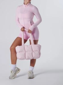 <span class=keywords><strong>Sac</strong></span> fourre-tout matelassé en duvet rose personnalisé, <span class=keywords><strong>sac</strong></span> fourre-tout pour femme, <span class=keywords><strong>sac</strong></span> à main léger et doux, <span class=keywords><strong>sac</strong></span> bandoulière matelassé - Product Image 6