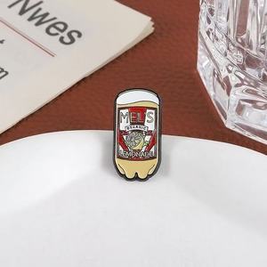 Mel es limonada orgánica esmalte Pin cita divertida broche comedia familiar moda solapa insignia joyería regalo para amigos fiesta de cumpleaños - Product Image 4