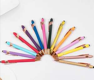 Stylo à bille en métal durable avec pointe tactile en caoutchouc souple, cadeaux de bienvenue, activités promotionnelles, logo personnalisé, sérigraphie bleu noir - Product Image 6
