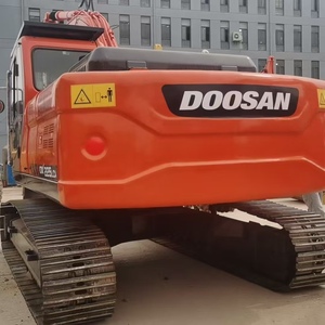 Excavatrice sur chenilles Doosan DX225LCA d'occasion, état d'origine, faible nombre d'heures de fonctionnement, performances élevées, moteur d'origine, roulement moteur. - Product Image 3