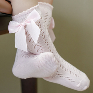 ملابس جوارب أطفال جديدة للربيع/الصيف ، جوارب أميرات على شكل قمر كامل ، جوارب إسبانية مجوفة على شكل عقدة فيونكة شبكية - Product Image 6