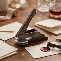 Embosseur manuel personnalisé avec logo, tampon à sec en métal portable pour les invitations de mariage et les certificats en papier